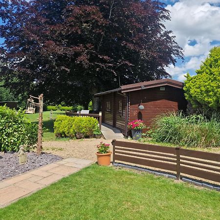 Cypress Log Cabins Accommodation Godshill  Exterior foto