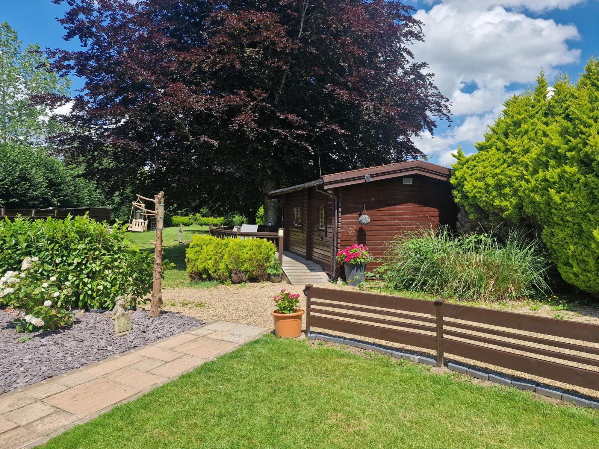 Cypress Log Cabins Accommodation Godshill  Exterior foto